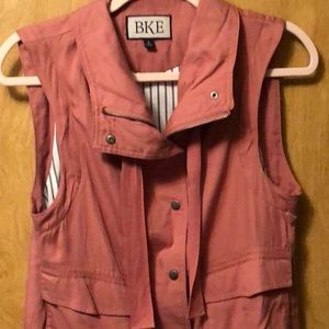 BKE Cotton Blush Cargo Style Vest